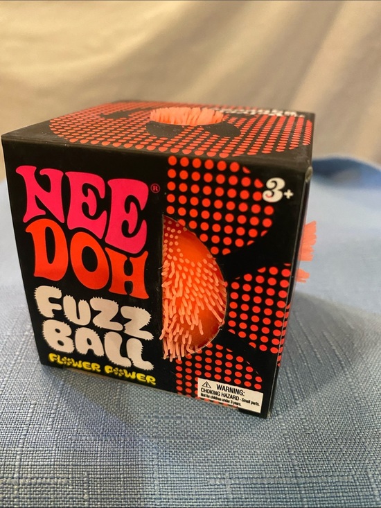 Schylling Other - 🍊NeeDoh Flower Power Fuzz Ball- Orange (AUTHENTIC) 🍊🌸😊